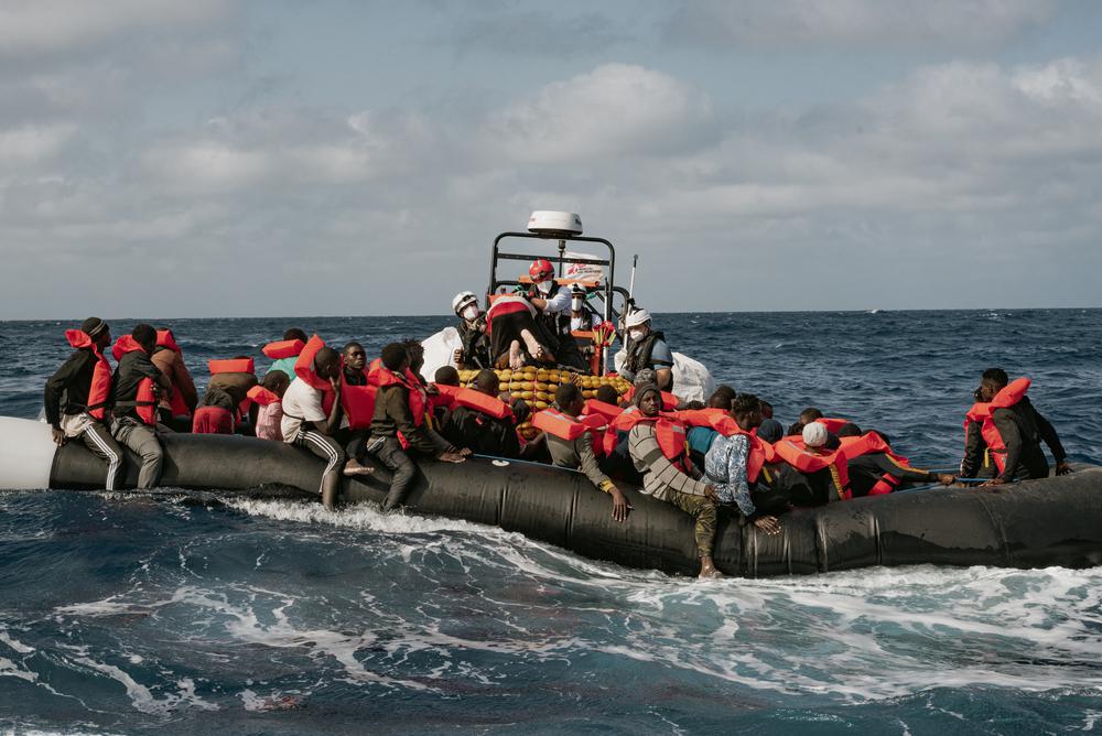 The MSF team rescues 71 people from a rubber boat in distress. (Geo Barents, October 2021, @Filippo Taddei)